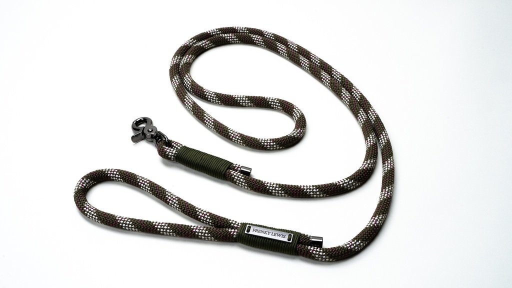 Frenky Lewis Dog Leash Teddy Woods 1 st.